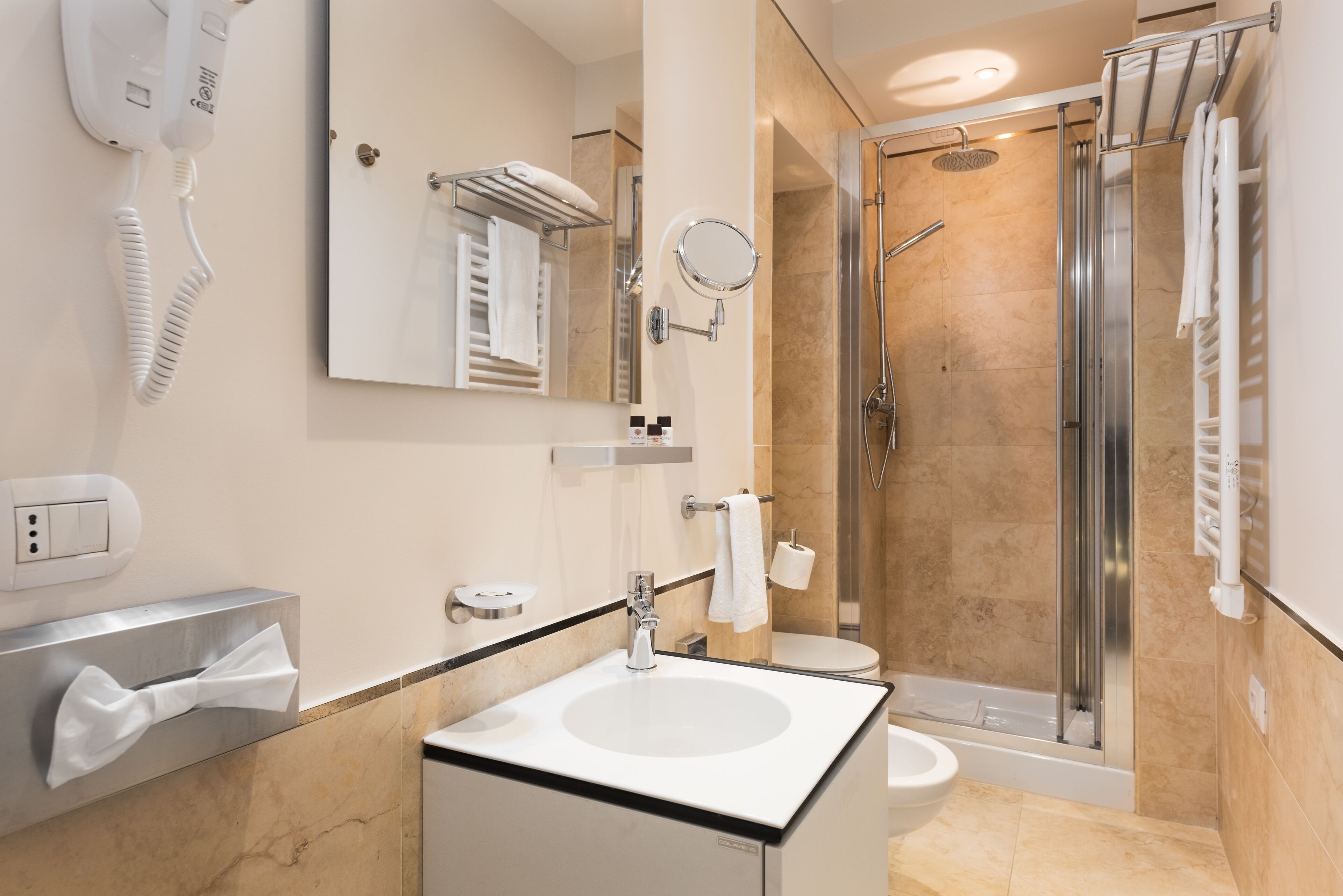 Foto - At 41 Luxury Suites & Rooms