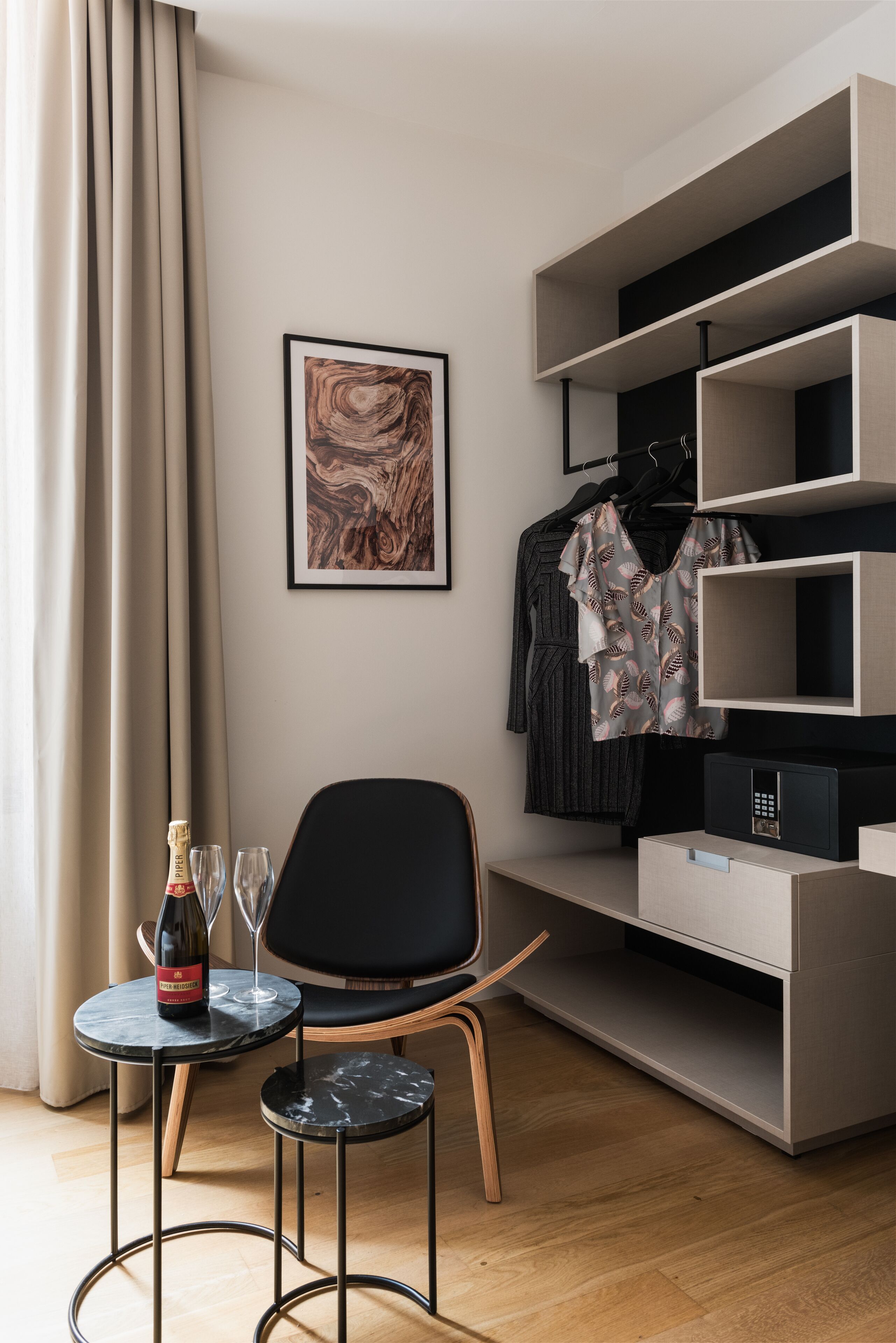 Foto - At 41 Luxury Suites & Rooms