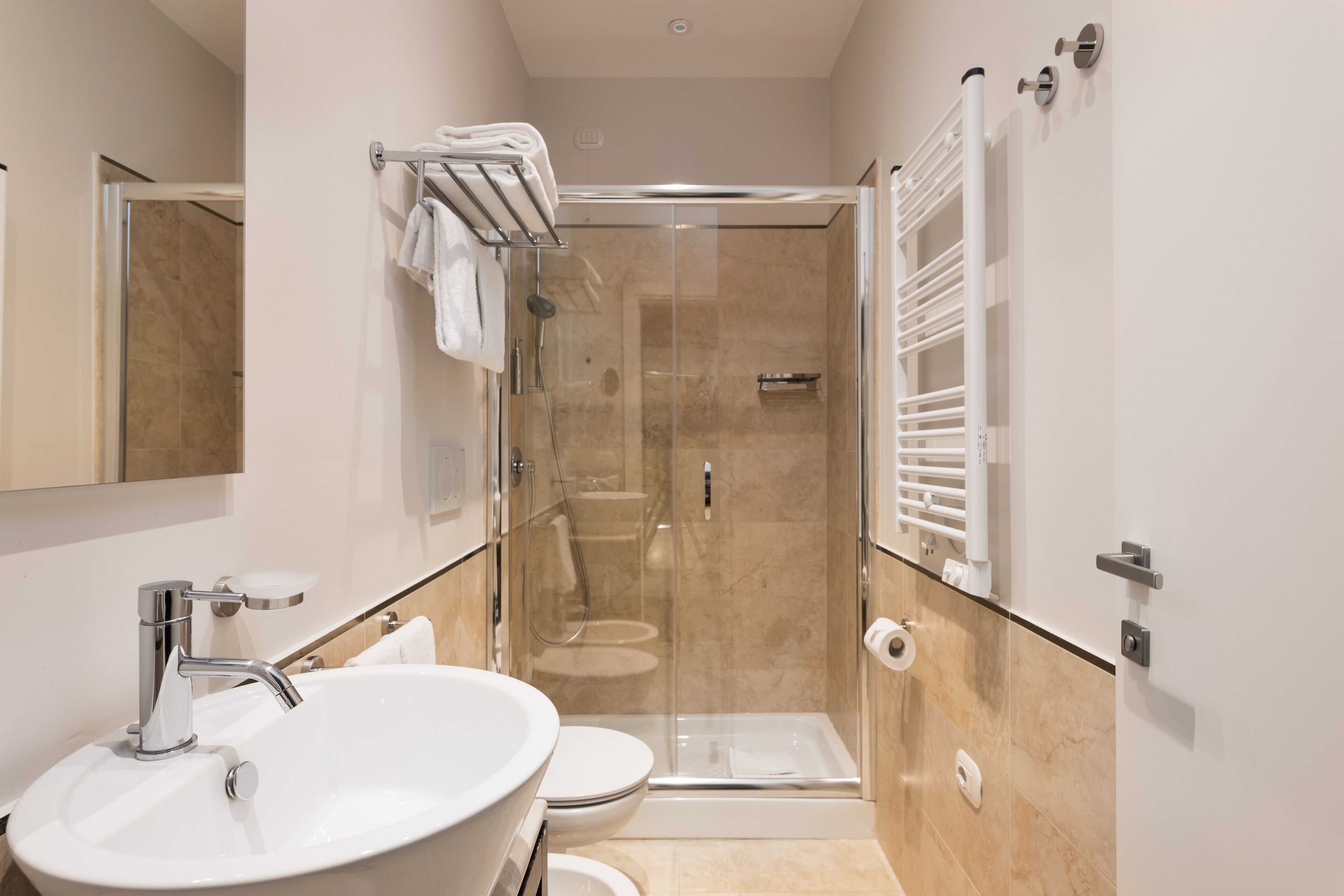 Foto - At 41 Luxury Suites & Rooms