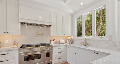 Santa Barbara Hideaway with Luxe Terraced Suites