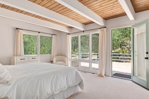 5 Schlafzimmer, Bügeleisen/Bügelbrett, Internetzugang, Bettwäsche