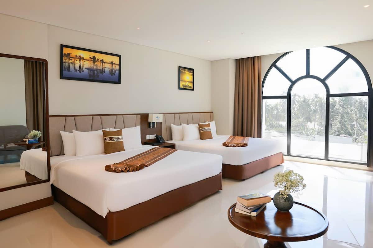Superior Family Cityview | 1 bedroom, premium bedding, pillowtop beds, minibar