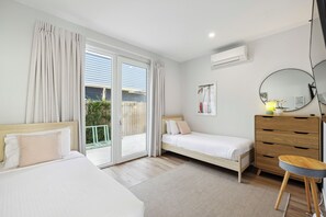 4 chambres, fer et planche à repasser, Wi-Fi gratuit, draps fournis