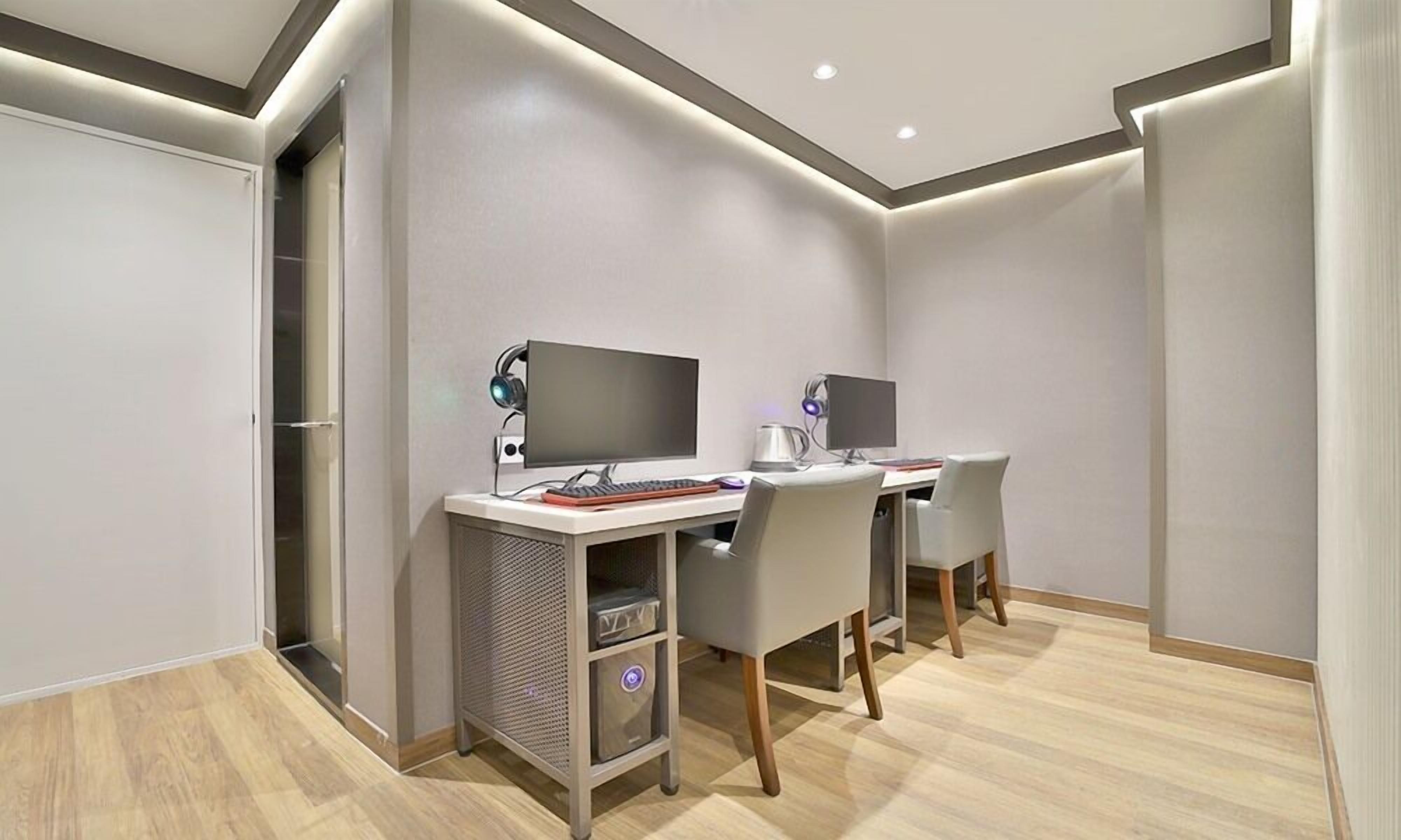 Room (VIP 2PC B) | Premium bedding, down duvets, individually decorated