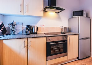Microwave, oven, coffee/tea maker - Kings Cross Neuk- Dundee City Base (Dundee)