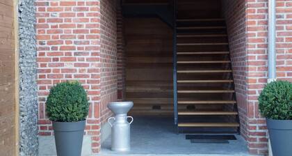 Cozy Farm Studio - Near Lille, Modern Amenities, Sleeps 2