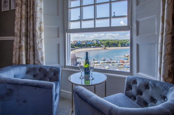 House (6 Bedrooms) | 6 bedrooms, iron/ironing board, free WiFi, bed sheets - Gwynne House - 6 Bedroom - Tenby Harbour (Tenby)