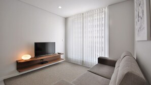 TV - Luxury Apartment - Be Apartments (Braga)
