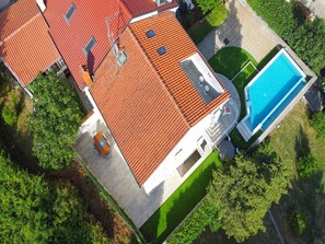 Villa (Four Bedroom Villa with Swimming pool) | Udendørsområde