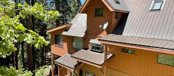 Chalet Yosemite