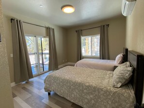 3 bedrooms, WiFi, bed sheets - Pine Cove (Yosemite National Park)