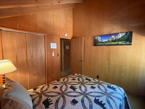 2 bedrooms, Internet, bed sheets