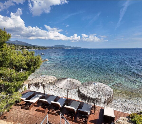 Playa privada, arena blanca