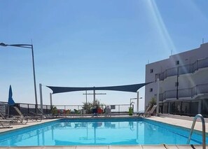 Outdoor pool, a heated pool - Panoramic Holidays - Deluxe 5 - Apartment with Outdoor Jacuzzi - Sea View (Peyia)