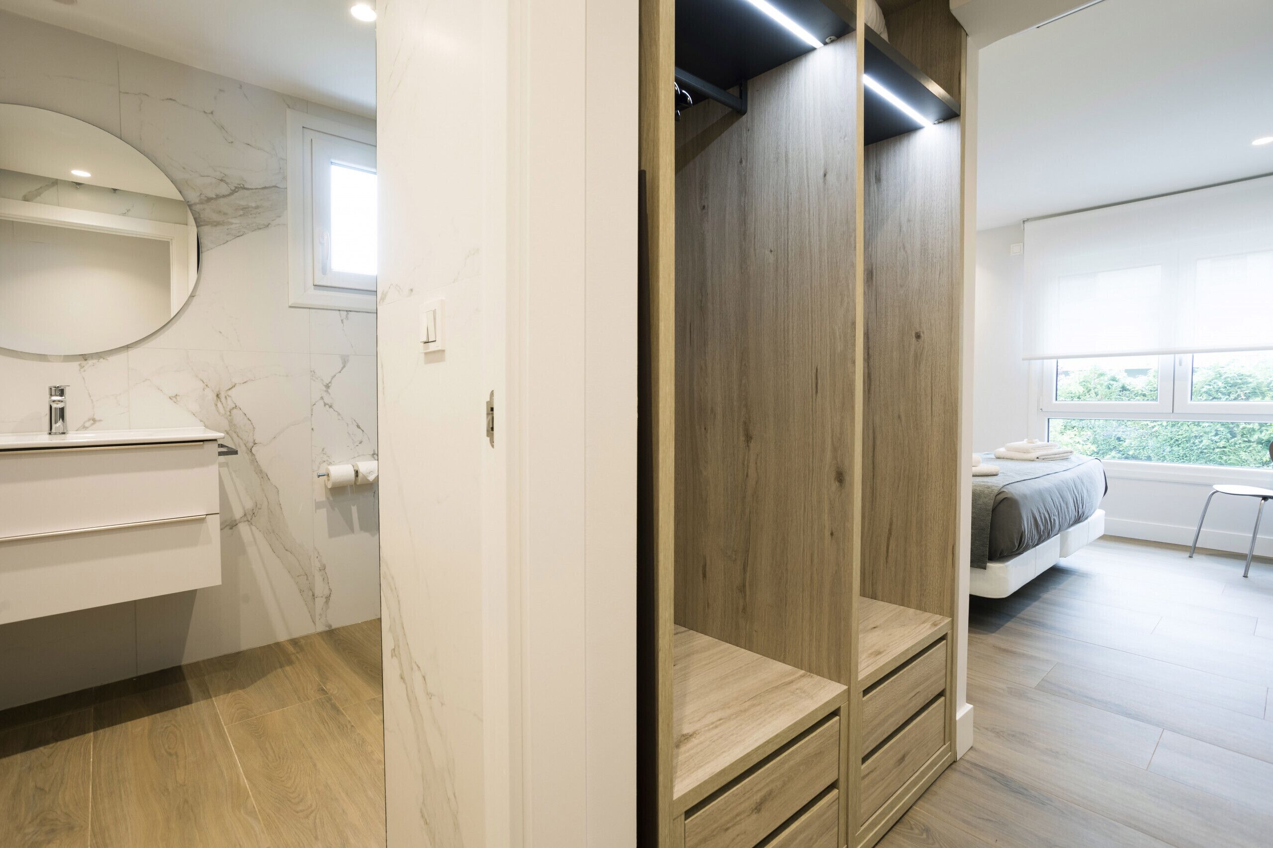 2 bedrooms, iron/ironing board, free WiFi