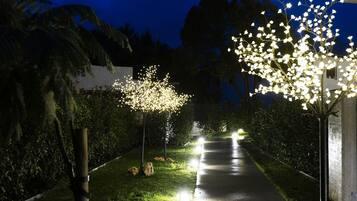 Jardines del alojamiento