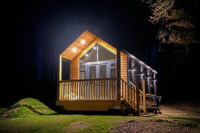 Cabin In The Woods - 1 Bed - Kilgetty
