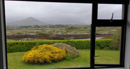 Lovely 3-bed House in Connemara, County Galway