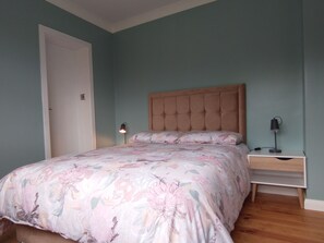 House | 3 bedrooms, iron/ironing board, free WiFi, bed sheets - Lovely 3-bed House in Connemara, County Galway (Gowla)