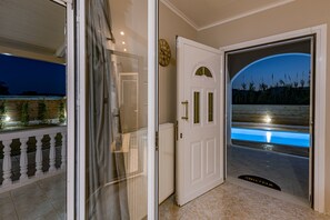 Comfort-Villa | 2 Schlafzimmer, Zimmersafe, Verdunkelungsvorhänge, Bügeleisen/Bügelbrett