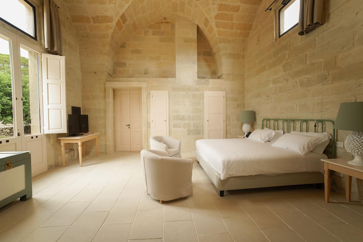 Executive Room | 1 bedroom, Frette Italian sheets, premium bedding, down duvets