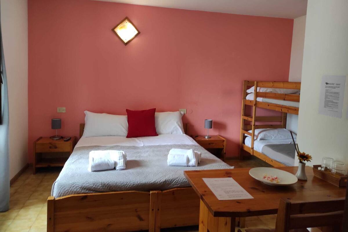 Quadruple Room | WiFi (free)