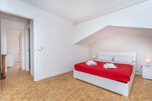 2 室のベッドルーム、WiFi