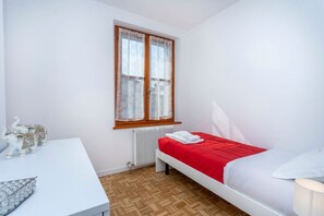 2 室のベッドルーム、WiFi