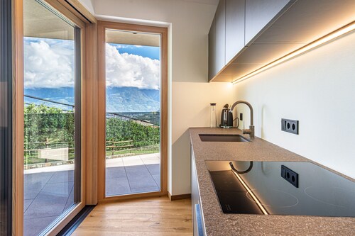 Apartment Hofer Hof MUT with Mountain View, Wi-Fi & Terrace