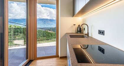 Apartment Hofer Hof MUT with Mountain View, Wi-Fi & Terrace