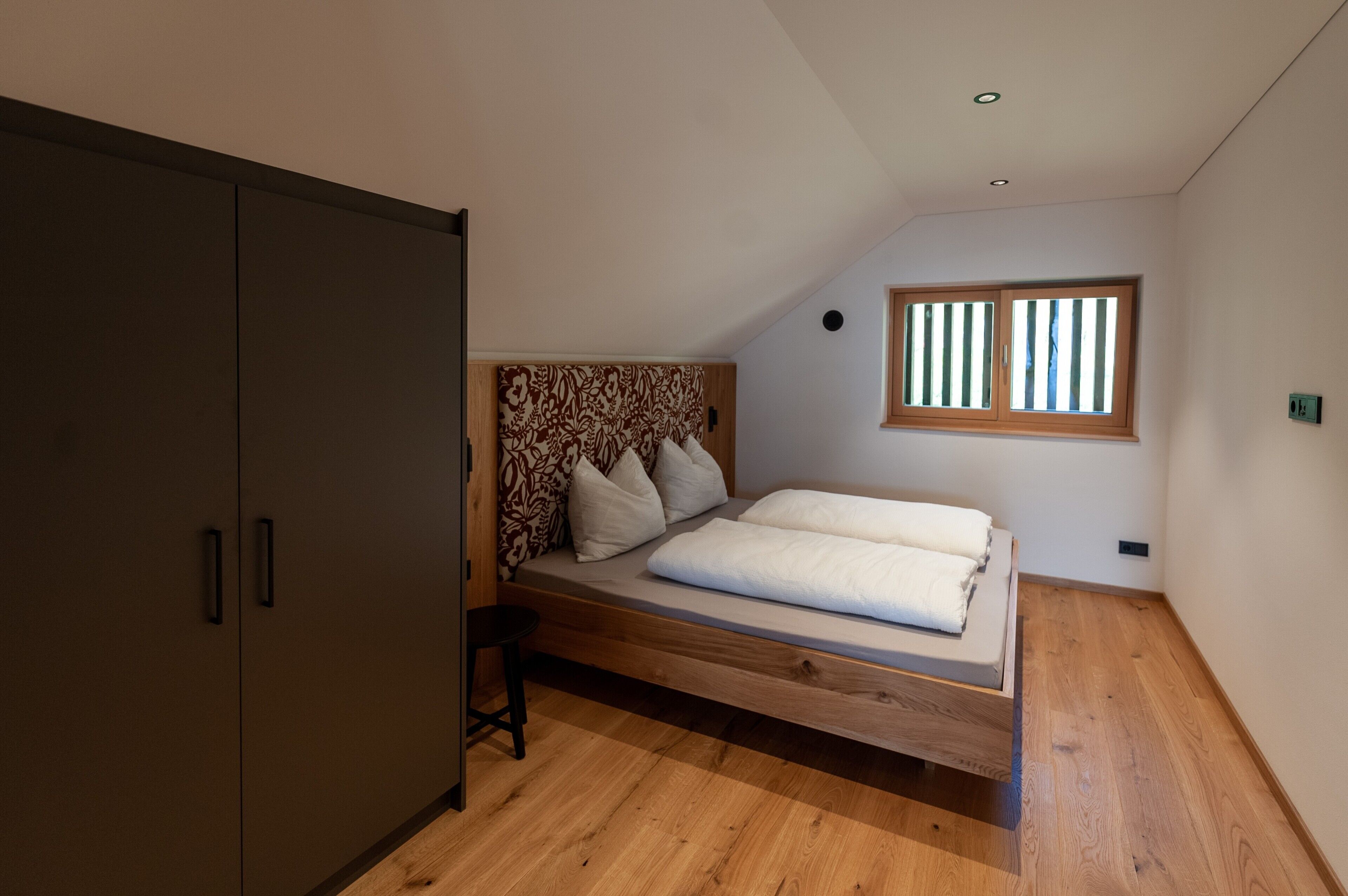 2 bedrooms, free WiFi, bed sheets, wheelchair access