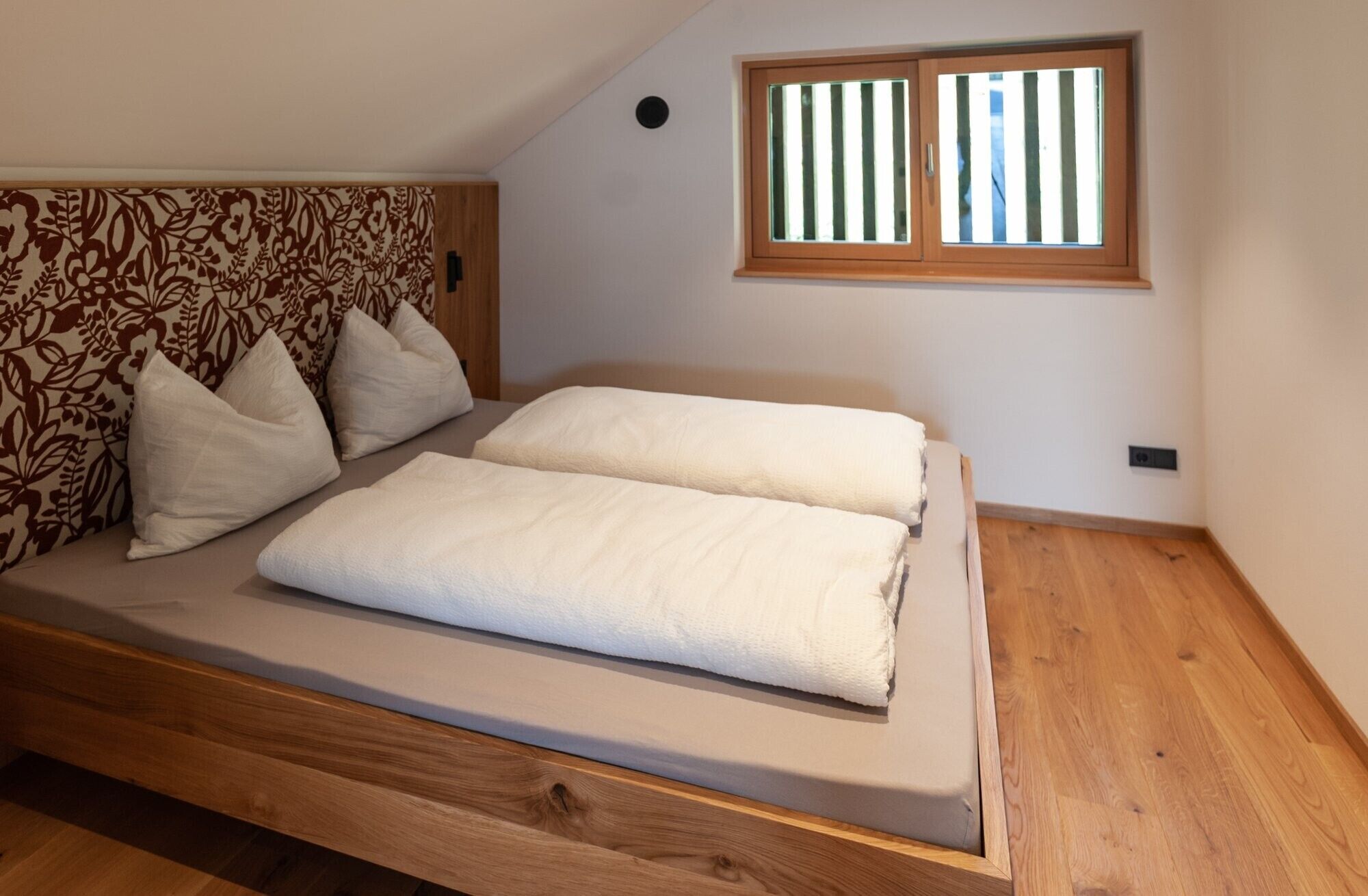 2 bedrooms, free WiFi, bed sheets, wheelchair access