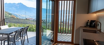 Ferienwohnung Hofer Hof TSCHIGAT mit Bergblick, WLAN und Terrasse