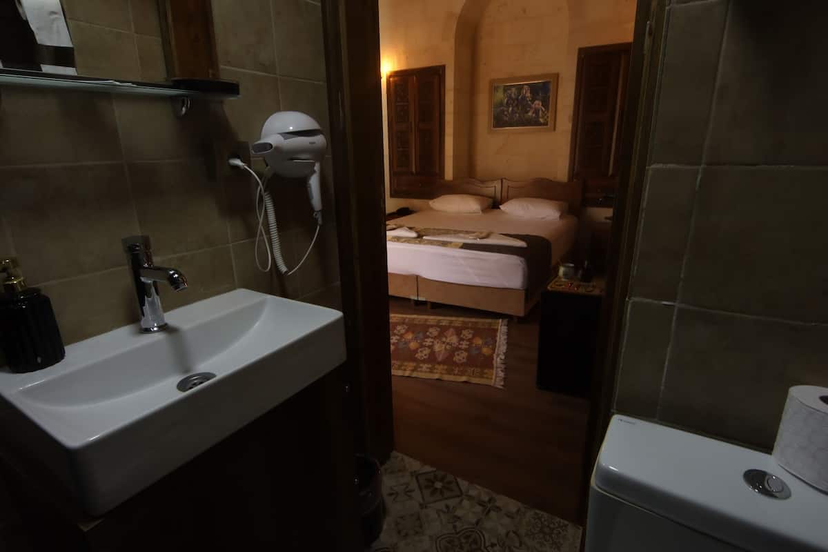 standard room | 1 bedroom, egyptian cotton sheets, premium bedding, down duvets