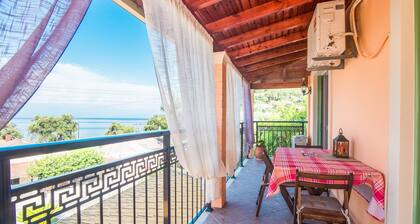 'Villa Pepy Apartment' with Sea View, Garden & Wi-Fi