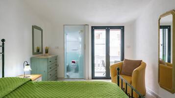 3 habitaciones, tabla de planchar con plancha y wifi gratis