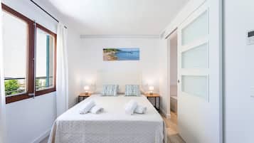 4 bedrooms, free WiFi, bed sheets