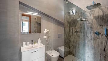 Bathtub, hair dryer, towels