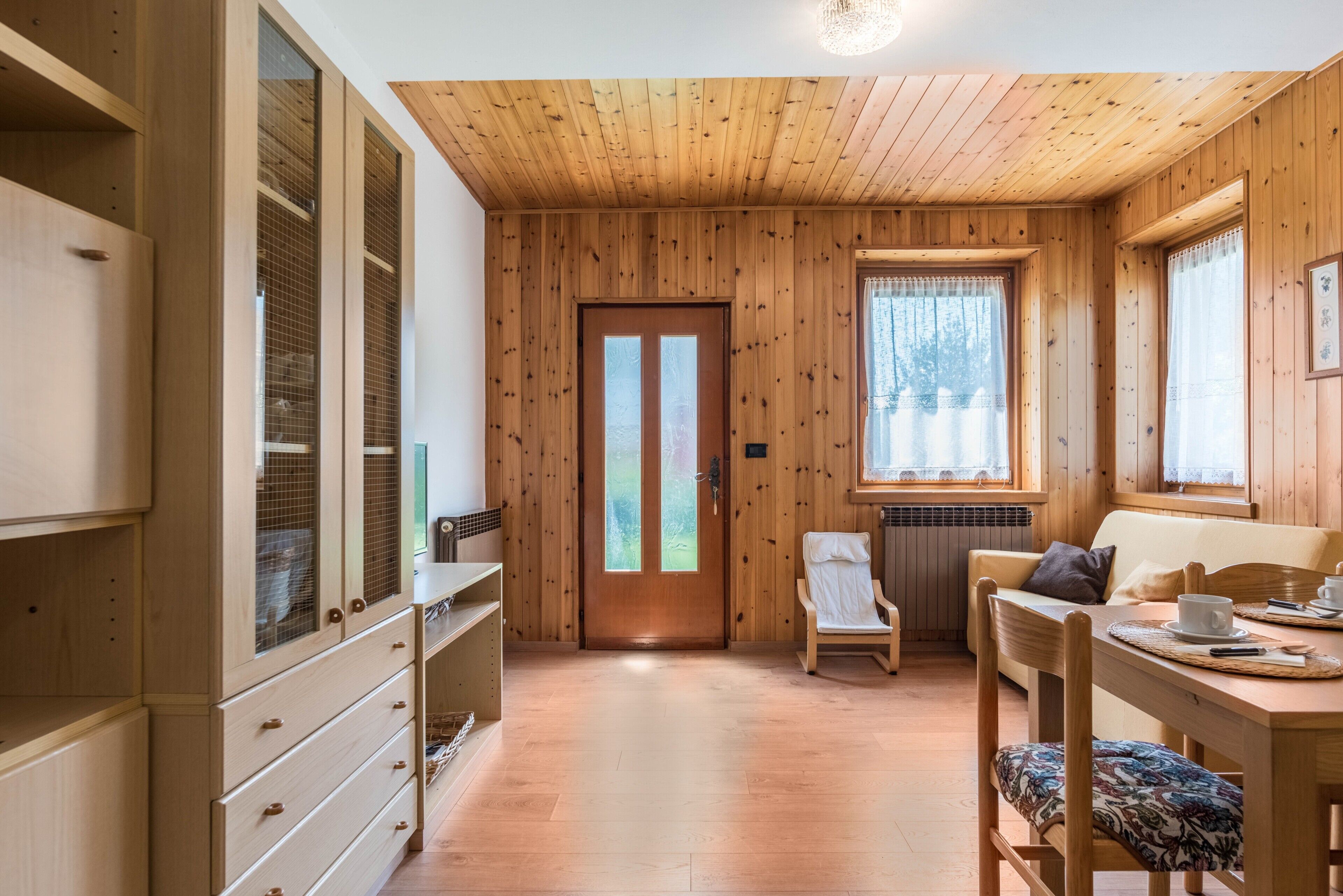 Televisión, chimenea