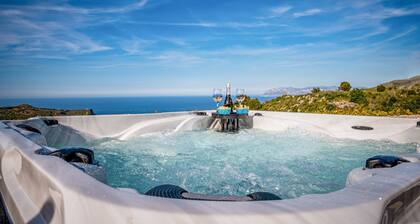 Villa Stone Walls with Sea View, Terrace, Garden, Whirlpool & Wi-Fi