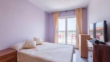 4 slaapkamers, een strijkplank/strijkijzer, gratis wifi, beddengoed