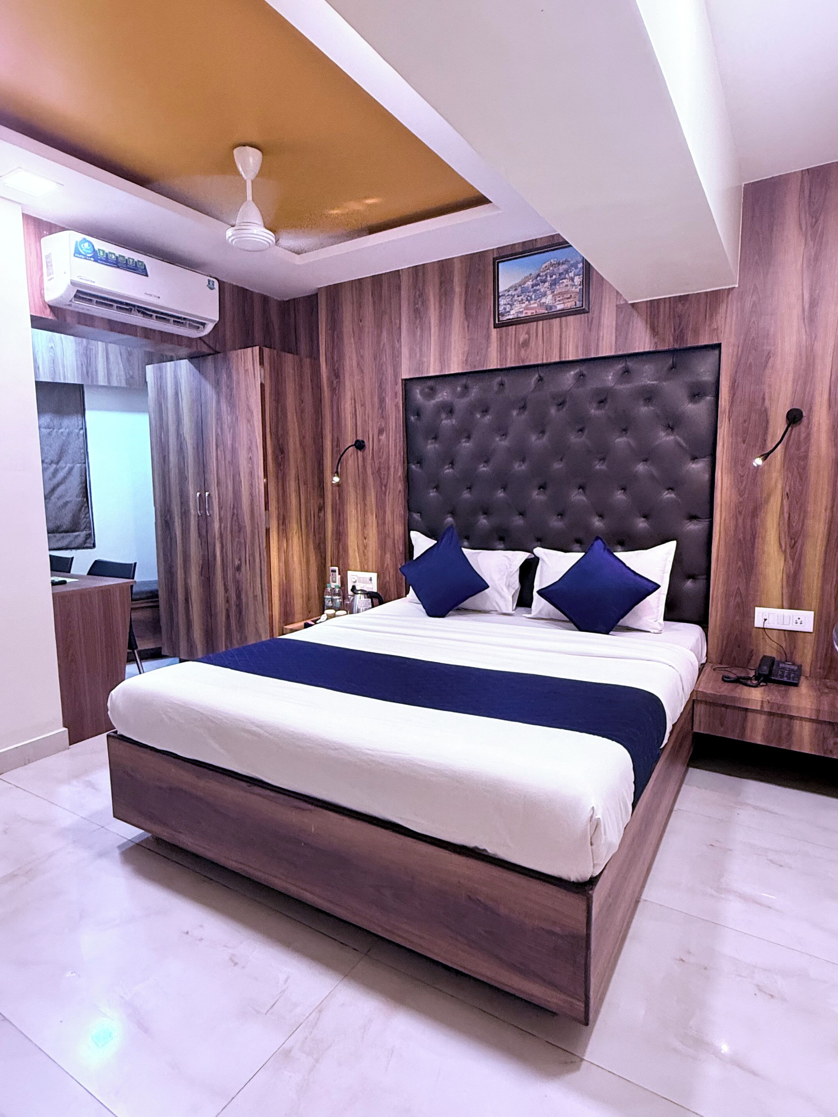 Foto - Hotel Ashyana - Near To Grant Road Station Mumbai