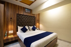Superior Room | Soundproofing, free WiFi, bed sheets