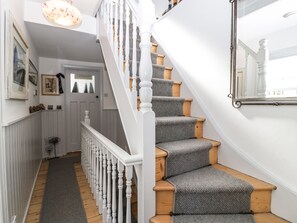 Interior - Ferriwais (Bideford)