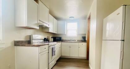 The Tiny Piney Loft - Live. Work. Play. Downtown Green Bay!