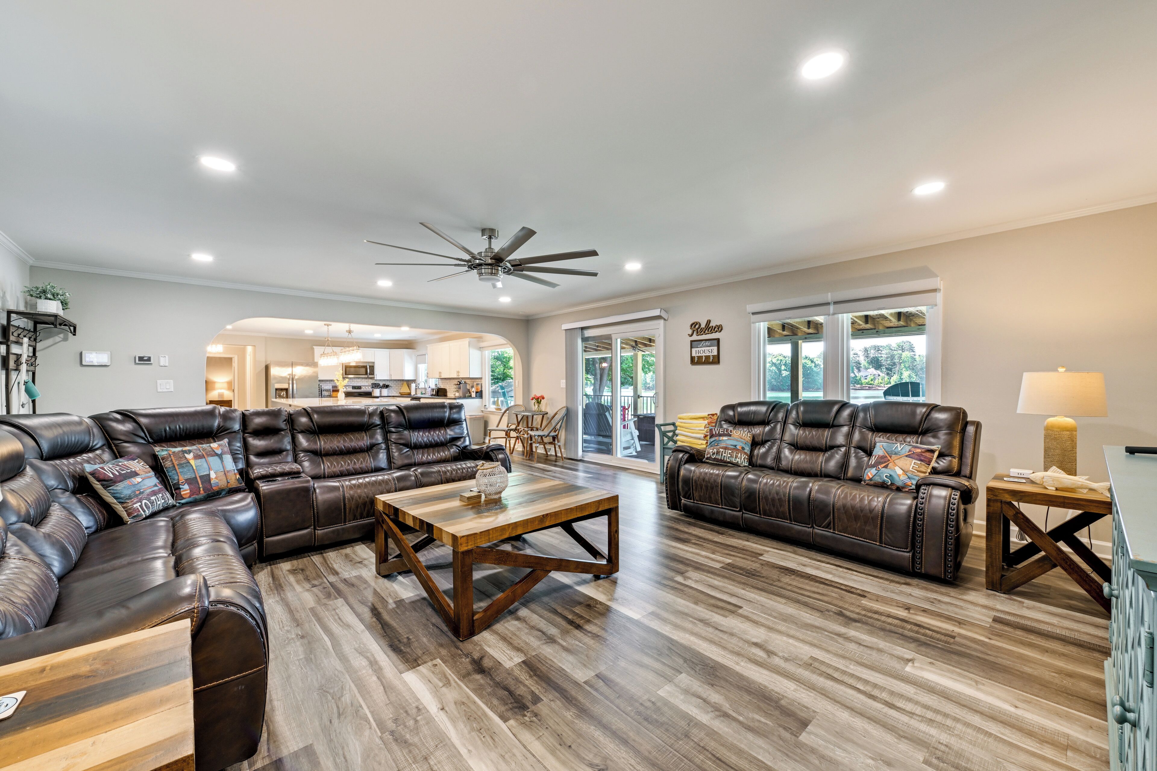 Private Beach, Dock & Pool! Lake Norman Family Gem - Denver, NC