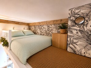 1 bedroom, WiFi (free), bed sheets