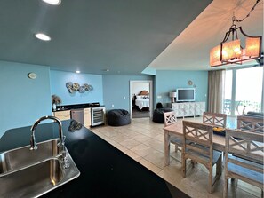 Interior - Make waves with a Beach Getaway! Quality and Affordable! (Orange Beach)
