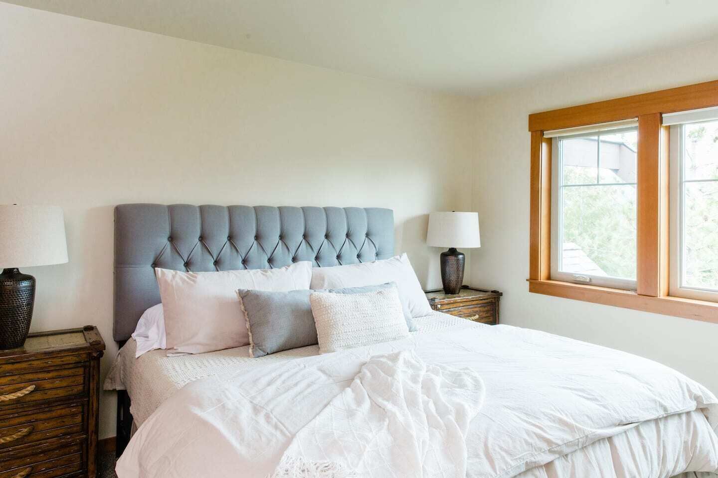 2 habitaciones, tabla de planchar con plancha y wifi gratis 