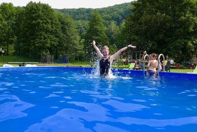 Vacation park on a south-facing slope, horses, swimming pool, restaurant and playground